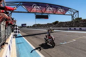比賽回顧:Yoshimura SERT Motul 奪得 EWC 冠軍榮耀,並贏得 Bol d’Or 比賽