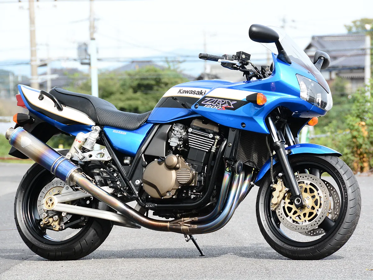 從GPZ900進化而來，兼具運動性和舒適性的街車Kawasaki ZRX1200S