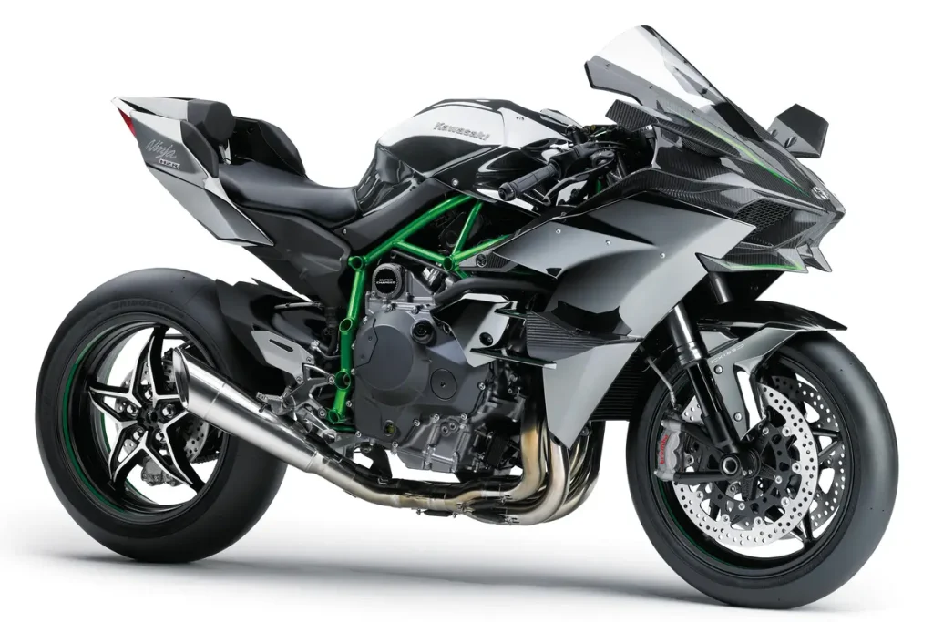 Ninja H2於2015年首次亮相，是集結川崎重工技術開發的高性能跑車。截至2025年，在美國仍然是現役車款