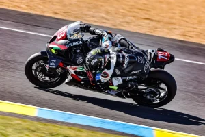 全匈牙利車隊領跑 EWC 超級摩托車桿位爭奪戰