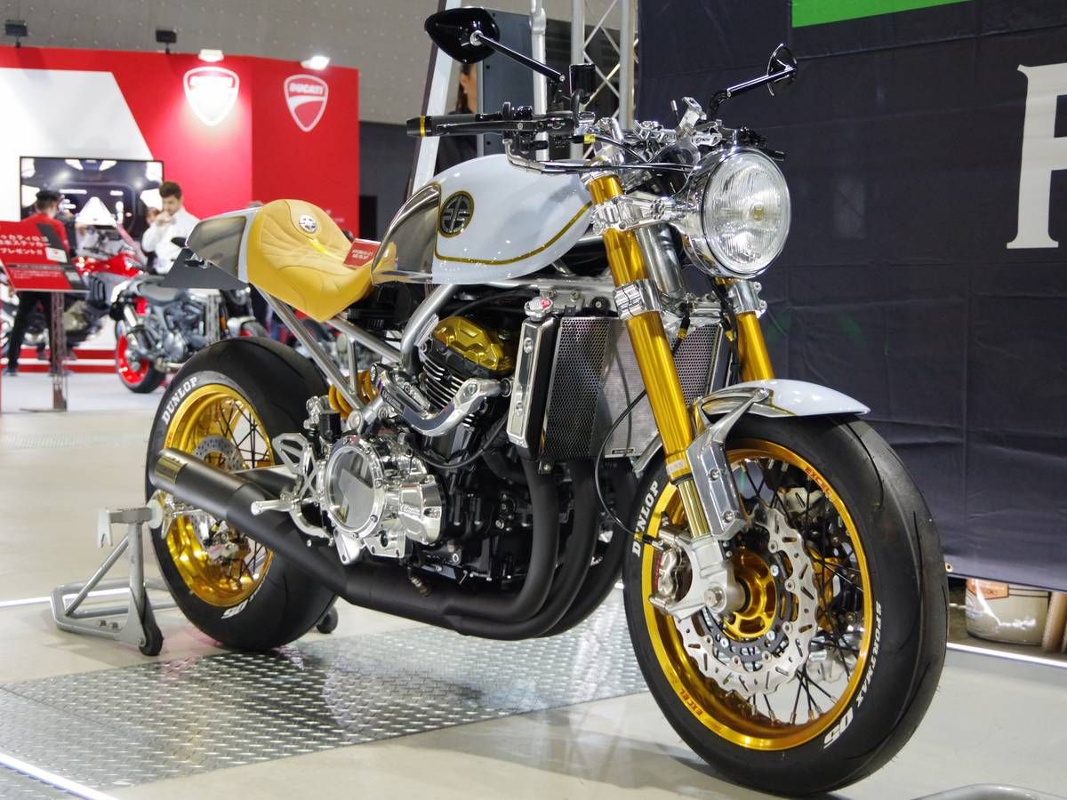 Z900RS Café Racer 改裝亮相名古屋摩托車展！Kawasaki Plaza 打造夢幻級特別車款