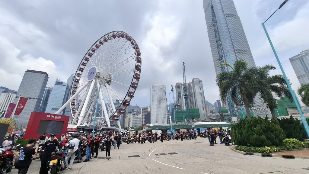第二站中環民光街的 AIA 摩天輪