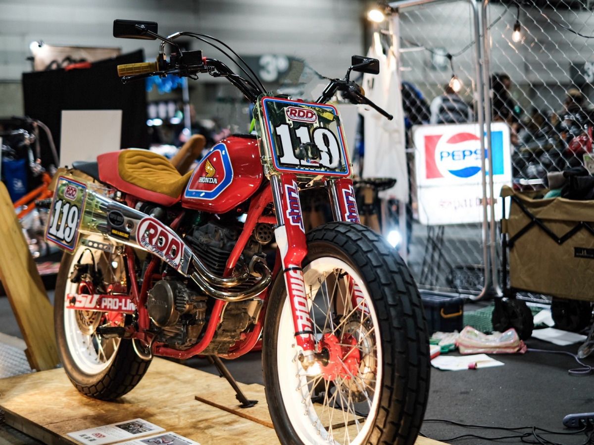 JOINTS 2025 直擊!RDD 操刀 HONDA FTR250 化身「原宿POP」風格「POP-2」Tracker
