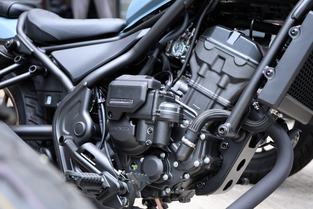最大馬力26ps/9,500rpm及最大扭力2.4kg-m/6,500rpm