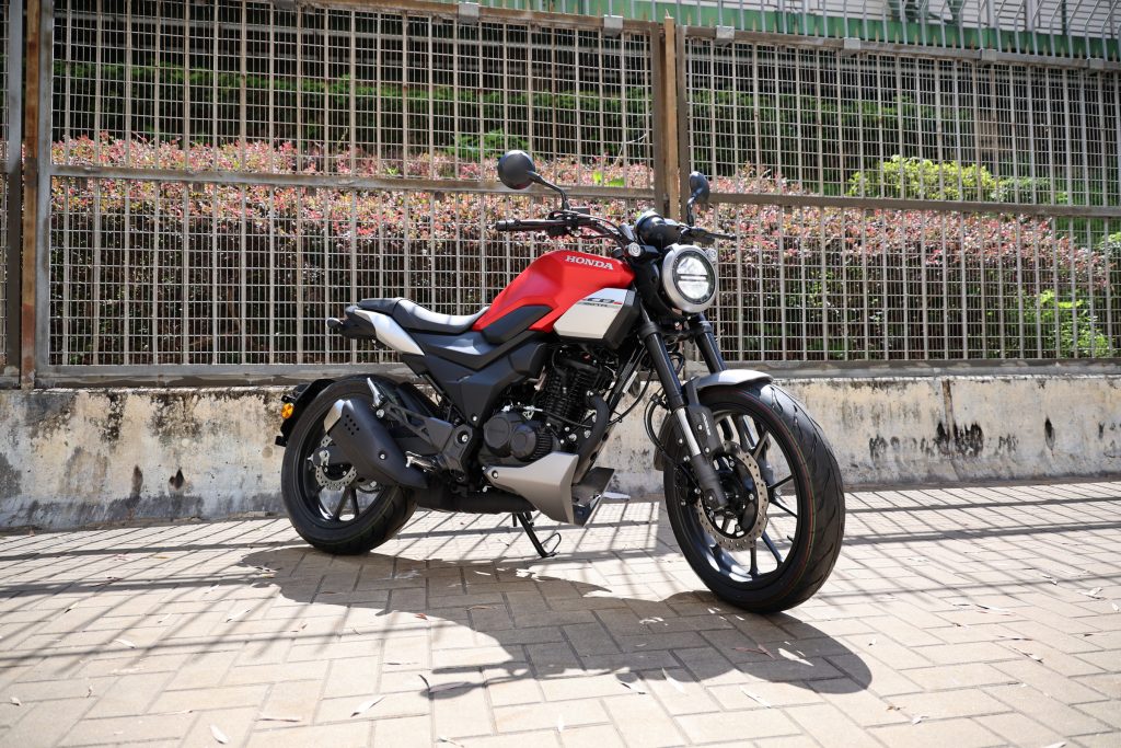 全新由中國新大洲本田生產的CB 190TR