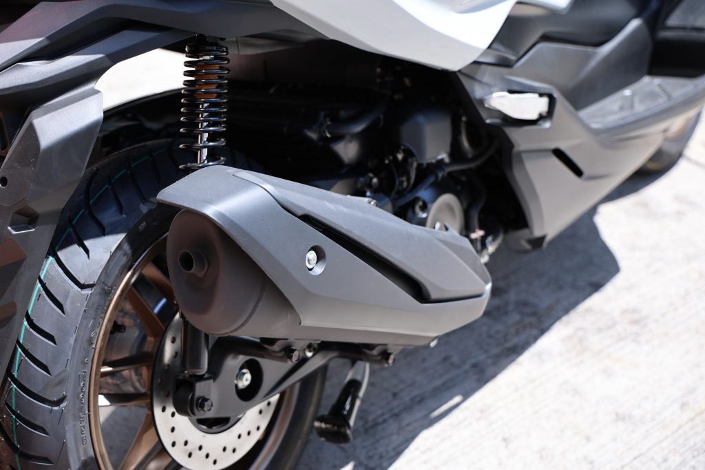 最大馬力29 ps/7,500rpm及最大扭力3.21kg-m/5,250rpm