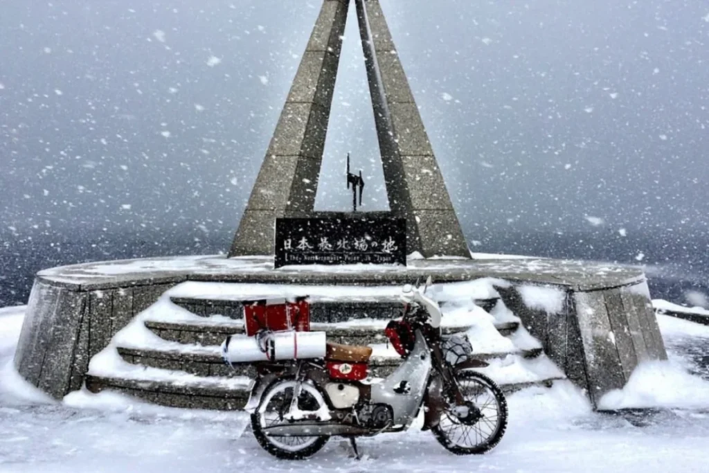 他从学生时代就拥有的 1962 年本田 Super Cub C100