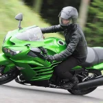 KAWASAKI ZZR1400深度評測,看似兇猛的六眼魔神,竟是頭溫柔巨獸