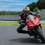 輕量化即是正義!Ducati Panigale V2S 賽道試駕深度解析