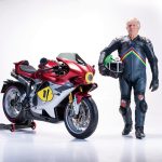 Superveloce 1000 Ago向15届GP赛冠军Giacomo Agostini致敬