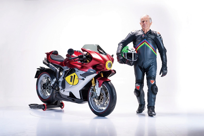 Superveloce 1000 Ago向15屆GP賽冠軍Giacomo Agostini致敬