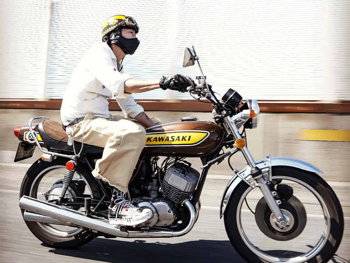 為何英國車迷最終卻買了 KAWASAKI？一個關於 500SS MACH III 的意外邂逅