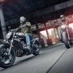 KAWASAKI VULCAN S 換上冷峻新色!2026 年式推出「石墨灰×火花黑」