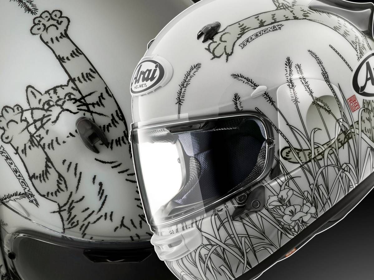 Arai ASTRO-GX 推出“猫”主题彩绘！洋溢着爱猫情怀的设计