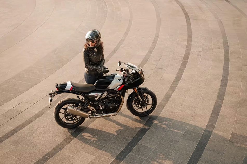 Triumph新款Thruxton 400 Cafe Racer將於今年稍後在全球上市