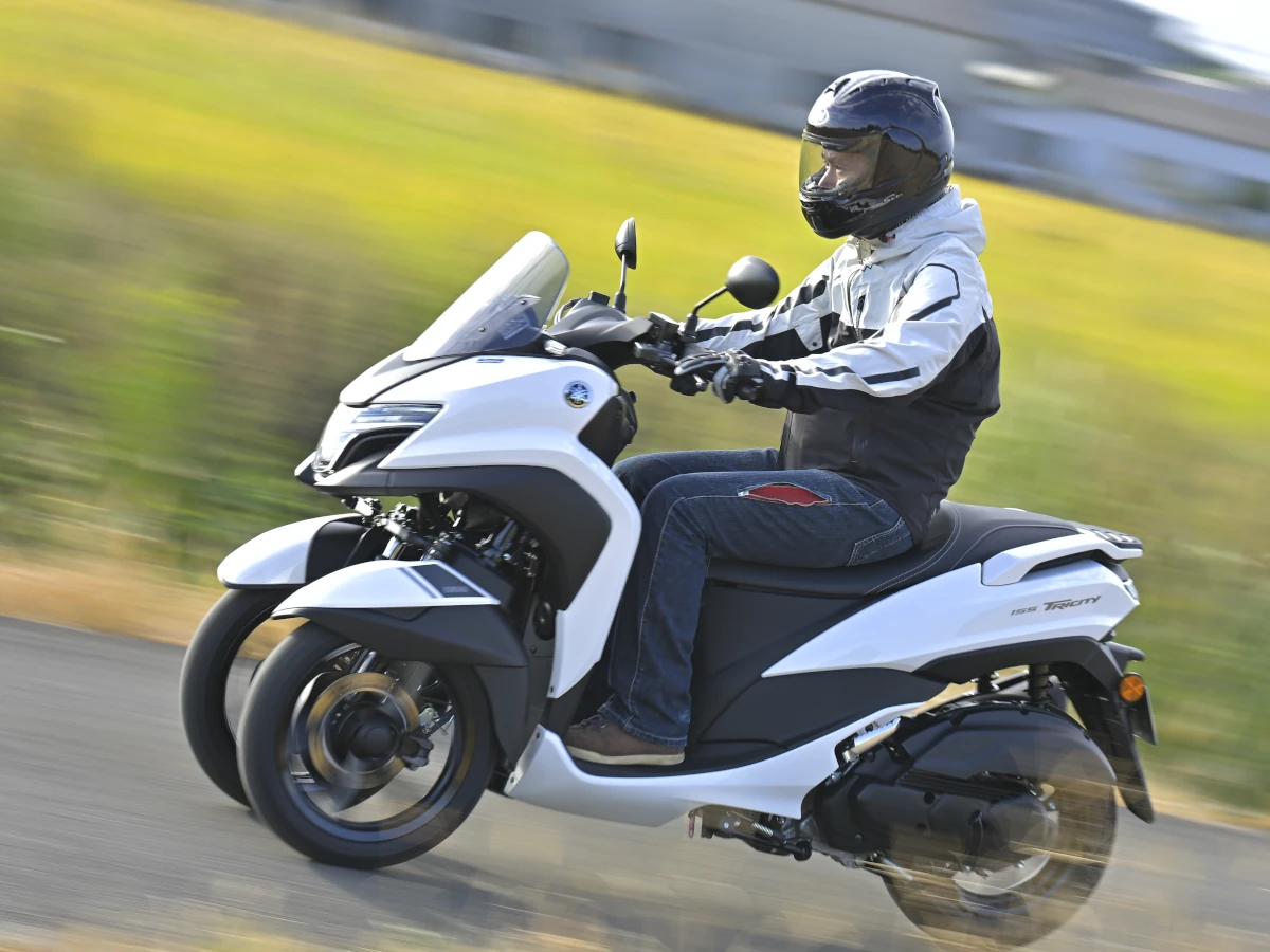是安心通勤车，也是过弯Fun Bike？YAMAHA Tricity 155 的双重魅力解析