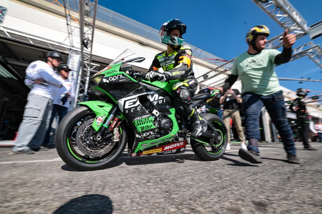 33 Louit April Moto車隊在EWC波爾多中獲得Superstock第六名 展現堅毅精神