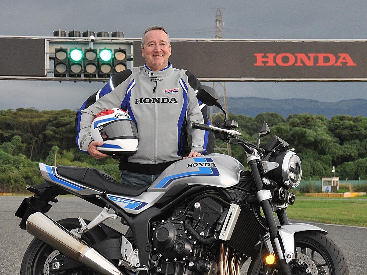 傳奇冠軍的「F」之魂!Freddie Spencer 親駕 CB1000F,盛讚:「這就是我要的車!」