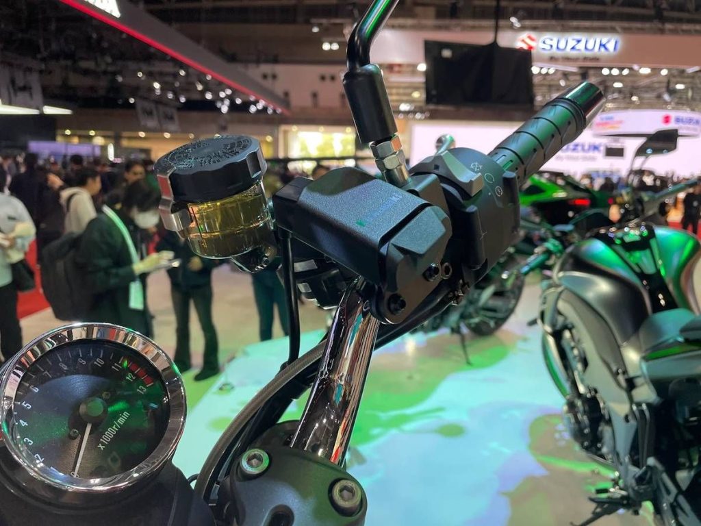 除了行車記錄器外,USB電源介面也是標準配備