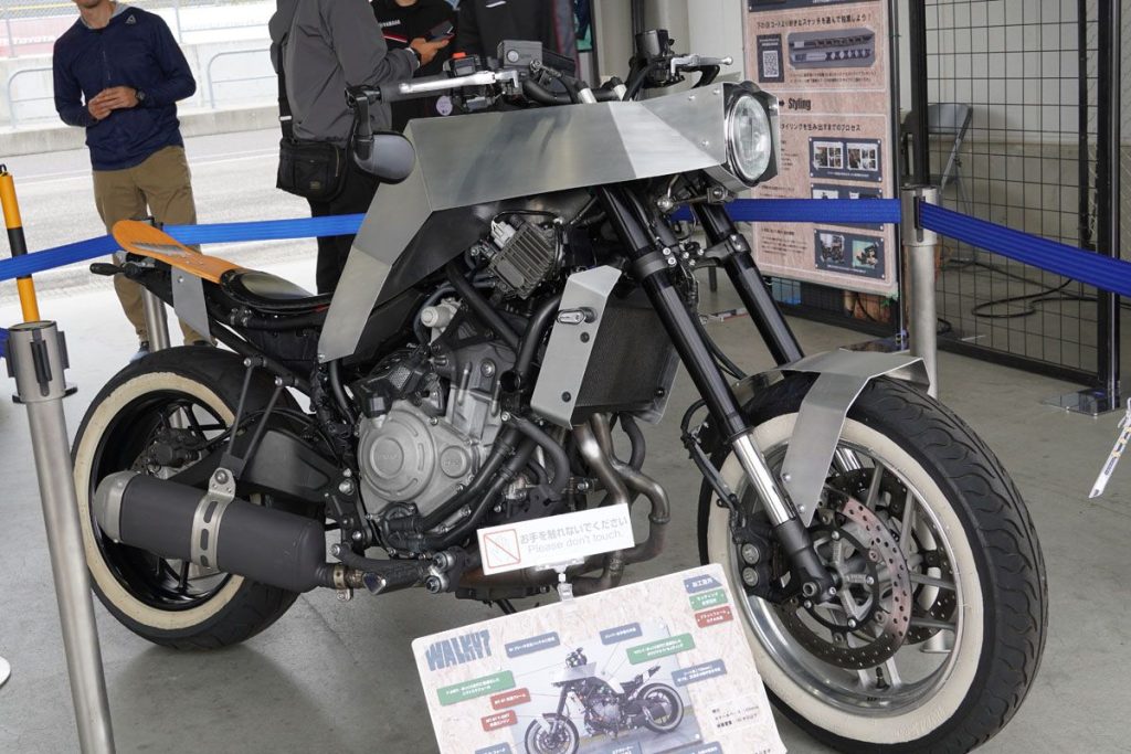 Walky7的外觀充滿了手作感、線條分明，而極低的坐高設計，讓它顯得超級獨特！