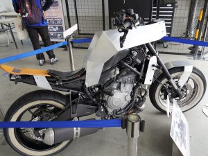 以 MT-07 為基礎的實驗巡航車YAMAHA Walky7 首次亮相於 SUGO
