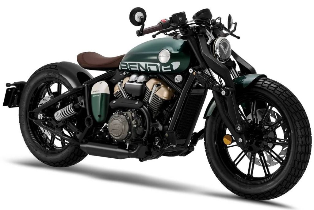 日本正式引進的 BENDA Napoleonbob250,是一款搭載獨特機構的 250cc Bobber。售價為 93 萬 5000 日圓。