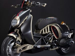 向義大利人致敬！Italjet Roadster 400：復古×高科技的超狂速克達誕生！｜EICMA 2025