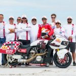 以310.4公里/小时的速度打破了双缸电自行车在博纳维尔的速度纪录