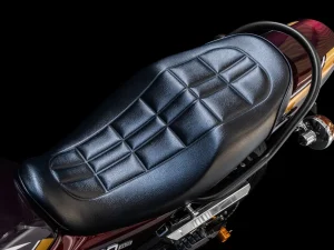 Z900RS 更貼近 Z1/Z2 精神！ARCHI 經典亮面坐墊重現經典風範