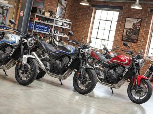 【最新情報】Honda CB500 Super Four 新色曝光！日規 CB400SF 傳出將採「熊本製造」？
