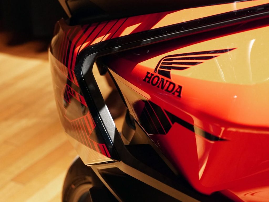 這些角狀的內側設計成類似通道方式，，也同時兼顧了高效率的導流管理。