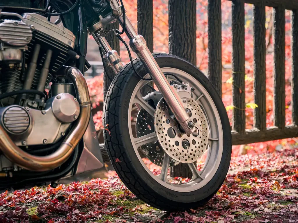 懸吊部分為塗裝過的 Sundance × ENKEI 輪框 Photo by @daigo_1200s