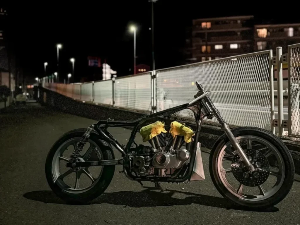 從全車拆解狀態開始展開客製化改裝!