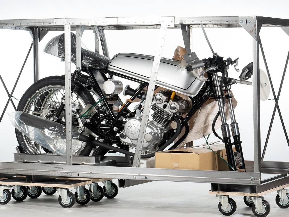 Honda Dream 50R 箱裝新品在比利時現蹤｜拍賣價約 330 萬日圓