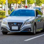 旅日途中如何辨識「偽裝警車（無標識巡邏車）」？車種演變與裝備辨識重點