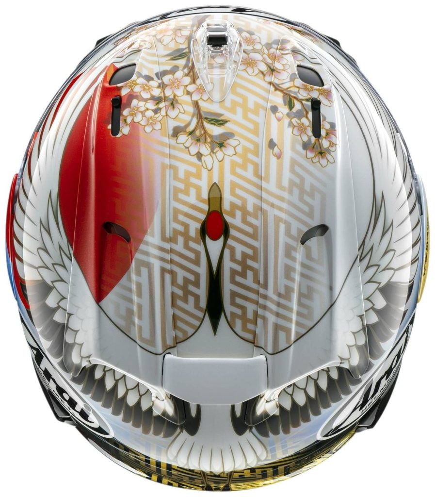 VZ-RAM 新色登场！左右对称的美丽鹤翼，布满展现日本色彩的喜庆图腾，整顶帽子缤纷而抢眼。