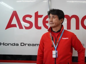 「那傢伙大剌剌闖進了我的心裡」：前輩伊藤真一憶 Norick 阿部典史，從通馬桶到搭訕李奧納多的真性情｜連載 #8