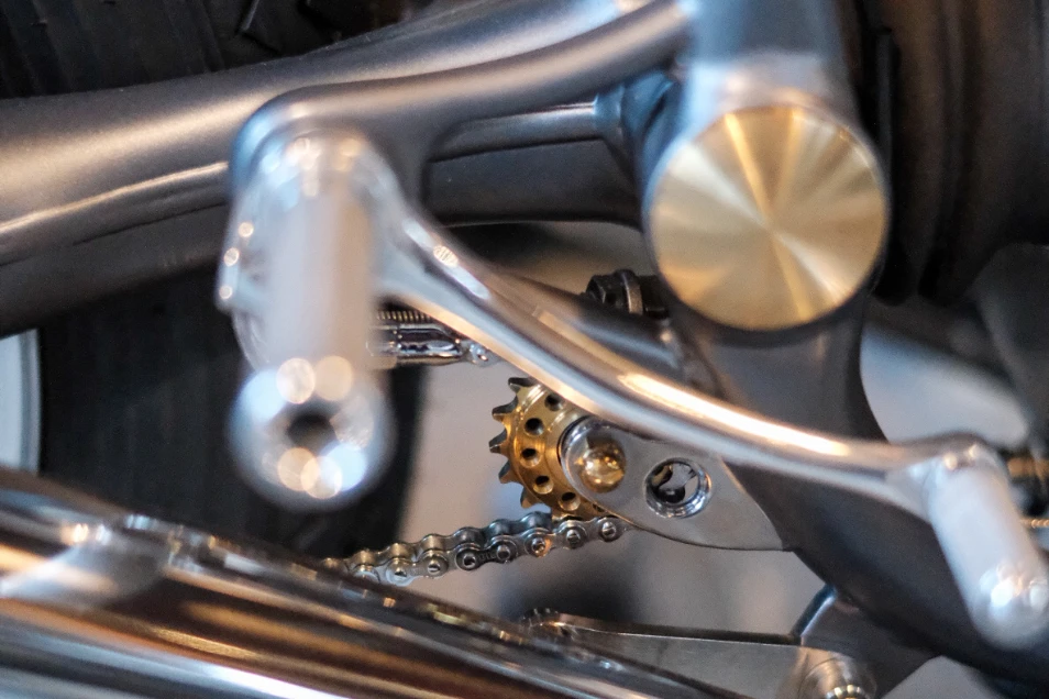 從細小零件到整體設計，無不展現徹頭徹尾的極致美學，令人感佩