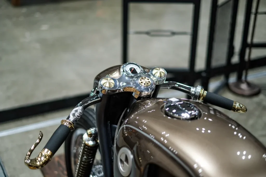 去除多餘元素、結構簡約卻深具內涵的駕駛艙空間