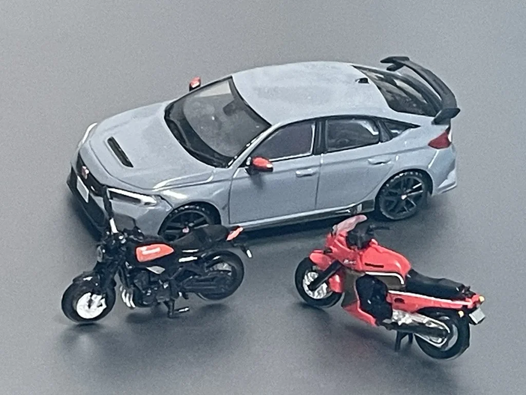 與同為 Toys Cabin 出品的 Civic Type 情景擺設