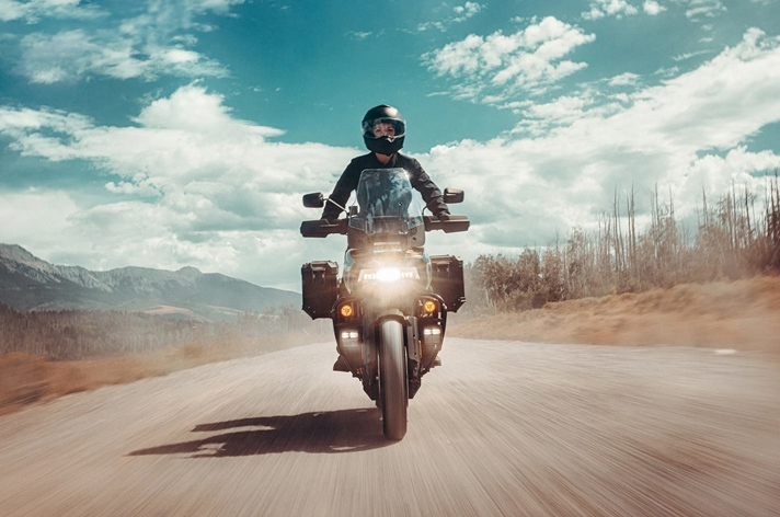 新款Pan America 1250 Limited的标准配备比以往任何时候都更加丰富