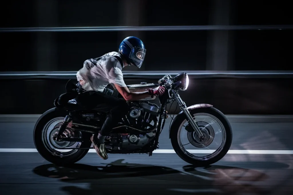 澀谷炎上事件後重生的哈雷Sportster跑格寫真