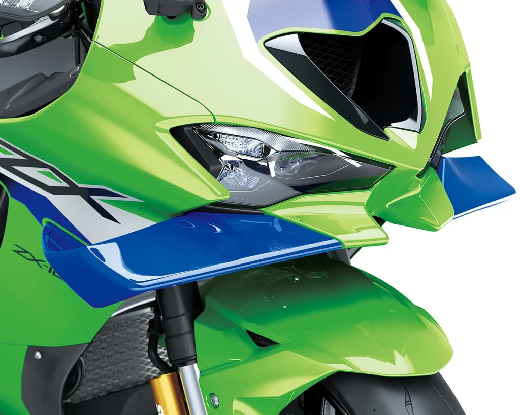 zx10r-2026-led-headlight-ram-air (捕食者獠牙车头图)