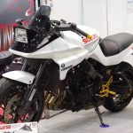 SUZUKI KATANA 經典「掀燈刀」復活！Moto-Dowell 自動掀蓋頭燈套件直擊【2026 東京摩托車展】