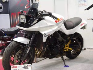 SUZUKI KATANA 经典“掀灯刀”复活!Moto-Dowell 自动掀盖头灯套件直击【2026 东京摩托车展】