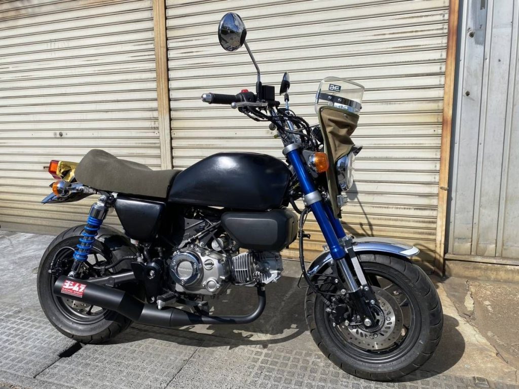 T.T.R Motors 倾力打造的 Monkey 125 全新外装套件“BAKEMON（酷兽）”，由名店监修完美实现“CB400FOUR”经典风格！