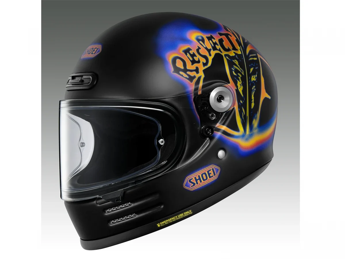 【獨家】SHOEI × B’z 稻葉浩志首度聯名！Glamster Koshi Inaba 2026期間限定發表：設計細節、售價、預購情報全攻略