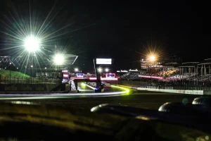 利曼 24 小時耐力賽：BMW Motorrad World Endurance Team 於首 8 小時奪下 10 分積分