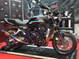 塗裝更新!YAMAHA 2021年式「YZF-R3」新色登場