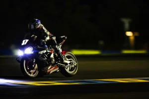 利曼 16 小时过后战火持续燃烧